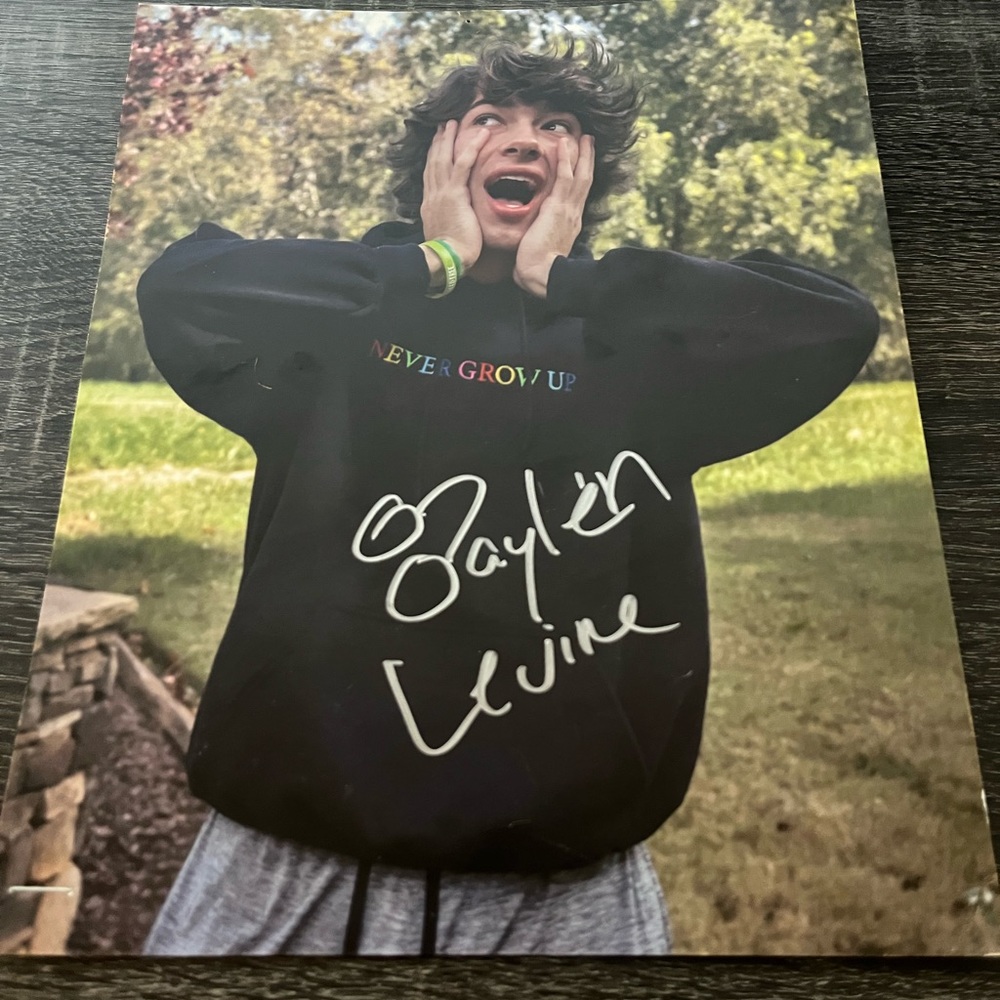 Shirt and signed photo bundle